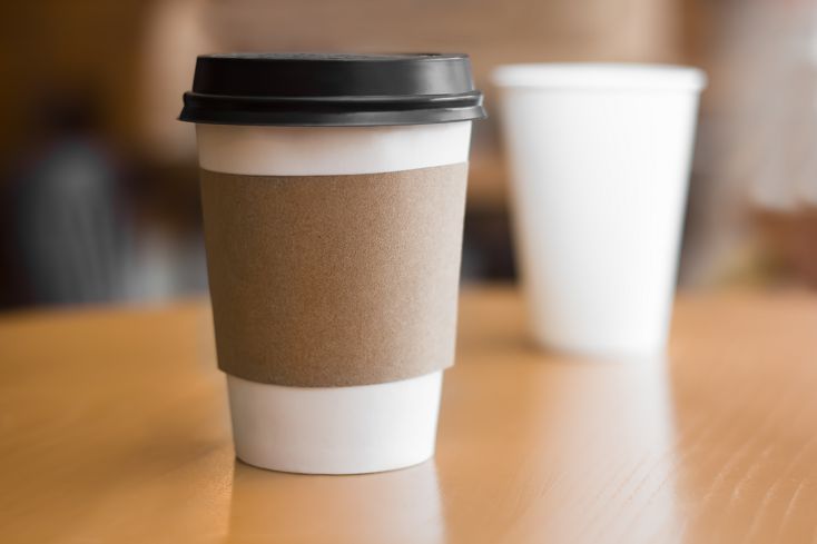 अनुकूलित पेपर कप से पहले आपको किन कारकों पर विचार करना चाहिए?