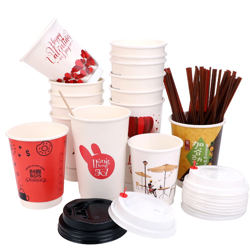 CHEF ROYALE 50 tazze da caffè usa e getta ondulate nere con coperchio, isolate a tripla parete, tazze da caffè da asporto, tazze usa e getta per